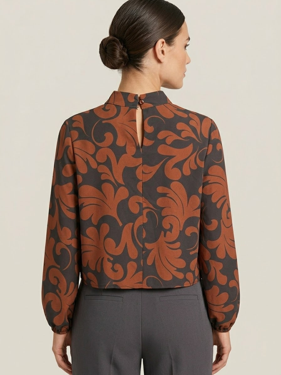 Blusa Con Collo Alto E Fondo Rimborsato Ambra