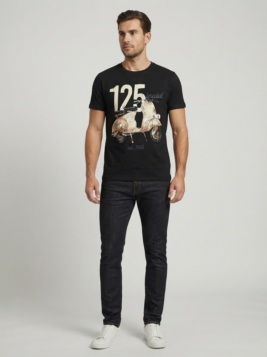 T-Shirt Uomo Nera con Stampa Vespa Vintage