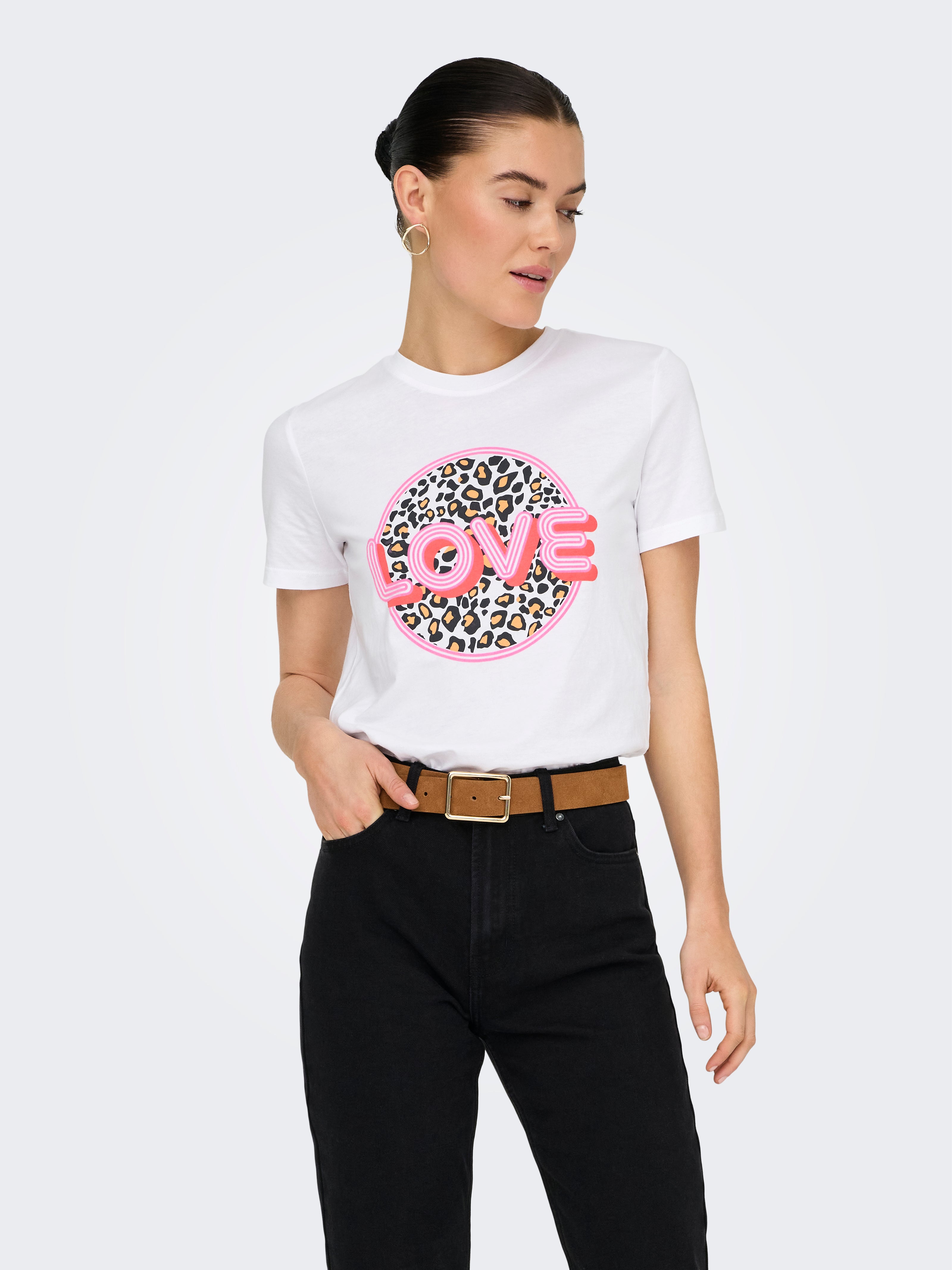 Ariya Love T-shirt