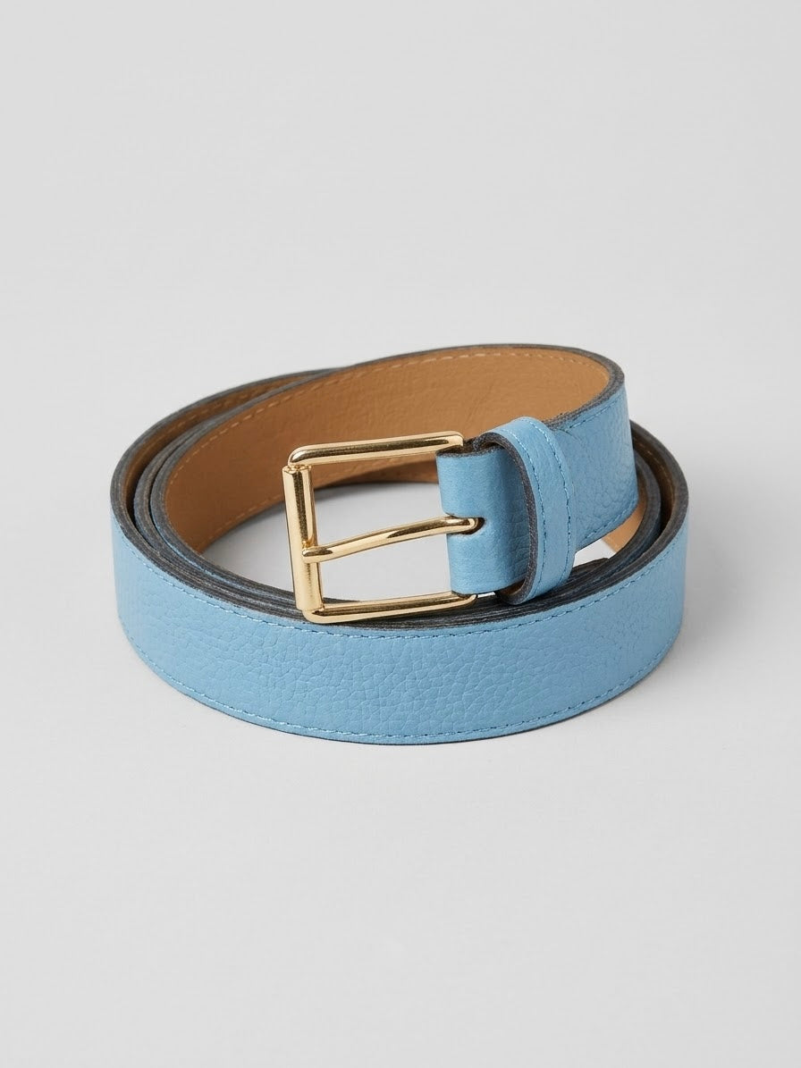 Cintura Donna Gemma in Vera Pelle Martellata Azzurro Polvere con Fibbia Dorata
