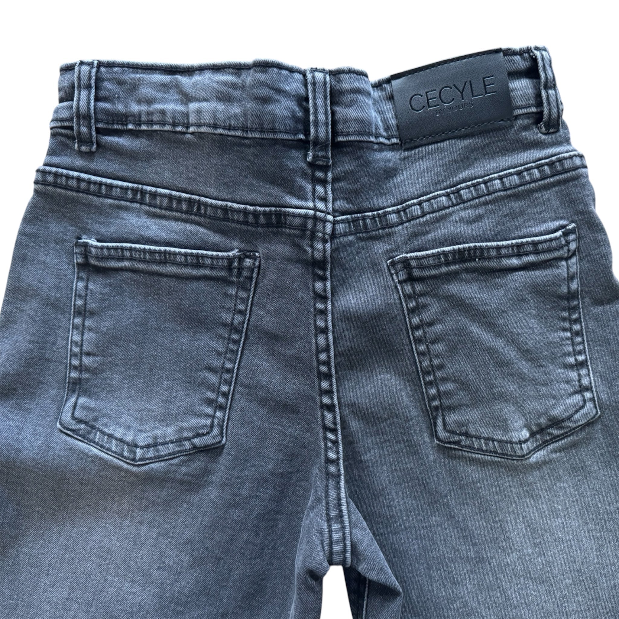 Jeans Wide leg  chiusura assimmetrica vestibilità loose