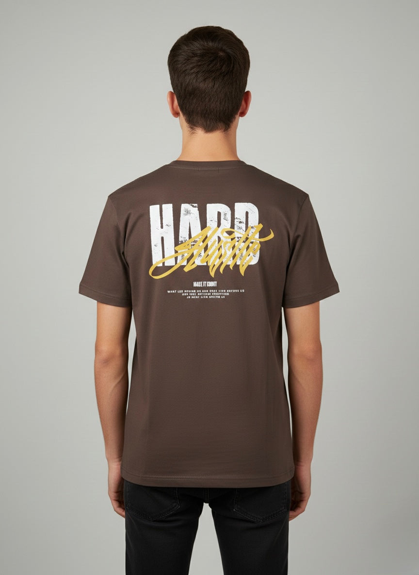 T-Shirt Hard Hustle cioccolato
