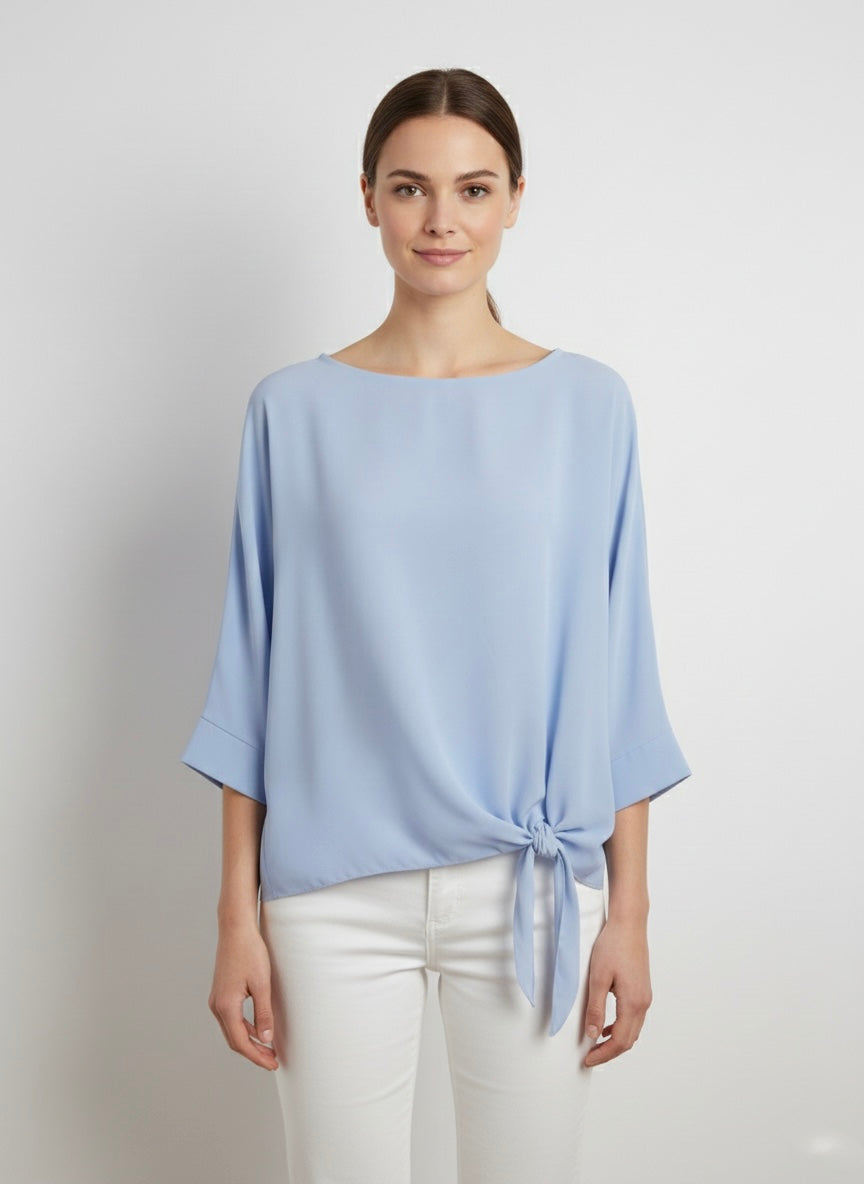 Blusa Sky Blue con nodo asimmetrico