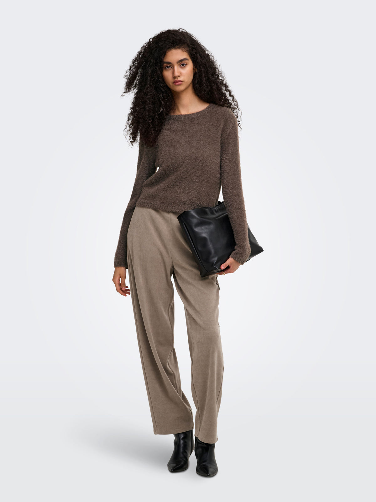 Maglione Only Kerry Fluffy Paricollo Cioccolato